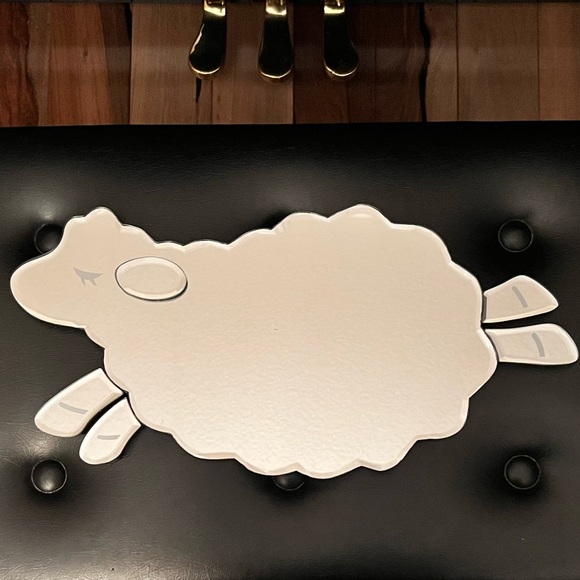 Pottery Barn Kids. Small "baby lamb" mirror. Excellent condition. - Picture 2 of 9